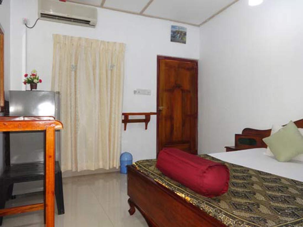 Dutch Bay Beach Cottages Trincomalee Habitación foto